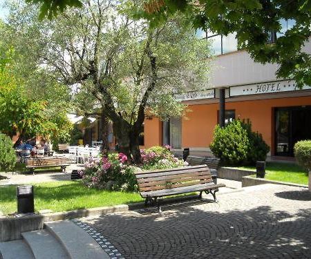 Hotel La Corte Rubiera Bagian luar foto
